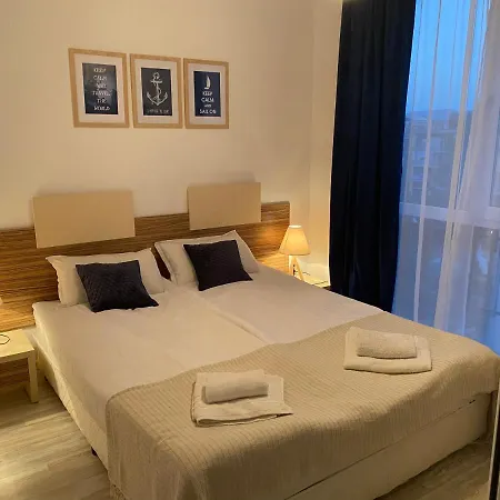 Apartment Sea Isle-rainbow 4 *